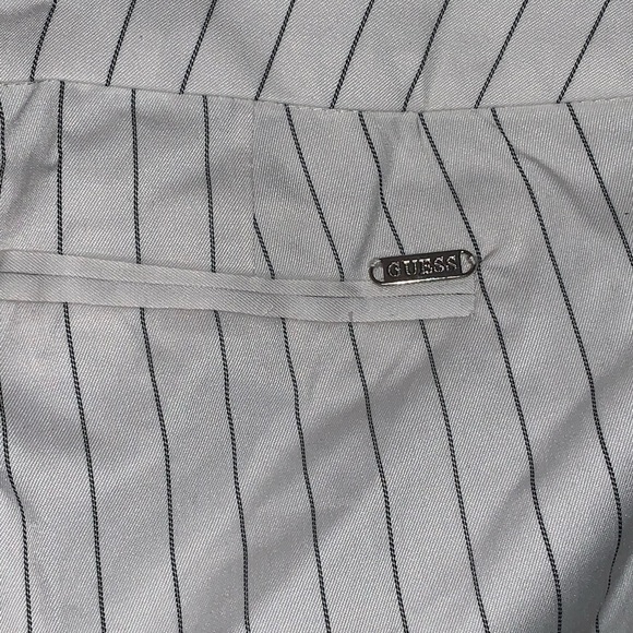 Guess shorts pinstripe - Picture 3 of 6
